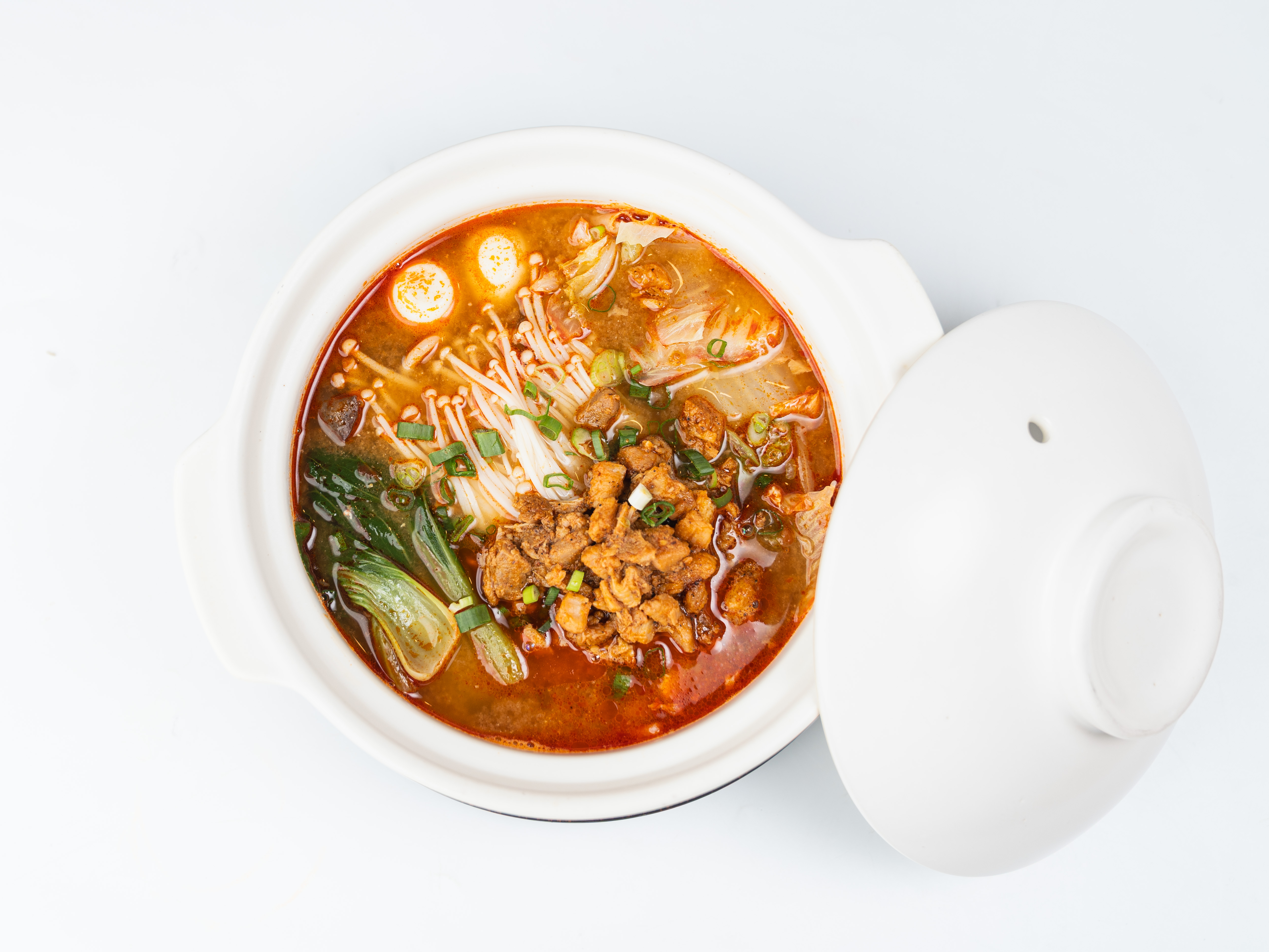 Myay Oh Mee Shay — rice noodles in claypot bone broth